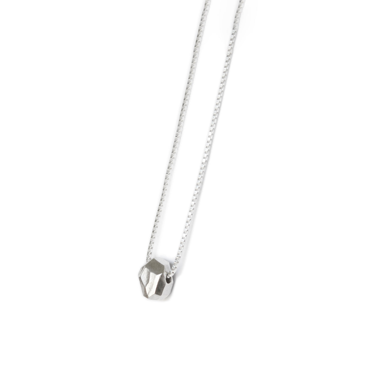 Gea Simple Necklace