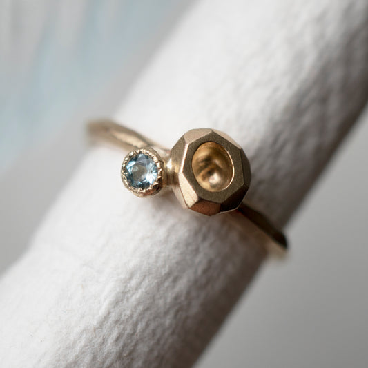 Geoda Ring - 9ct Gold, Aquamarine